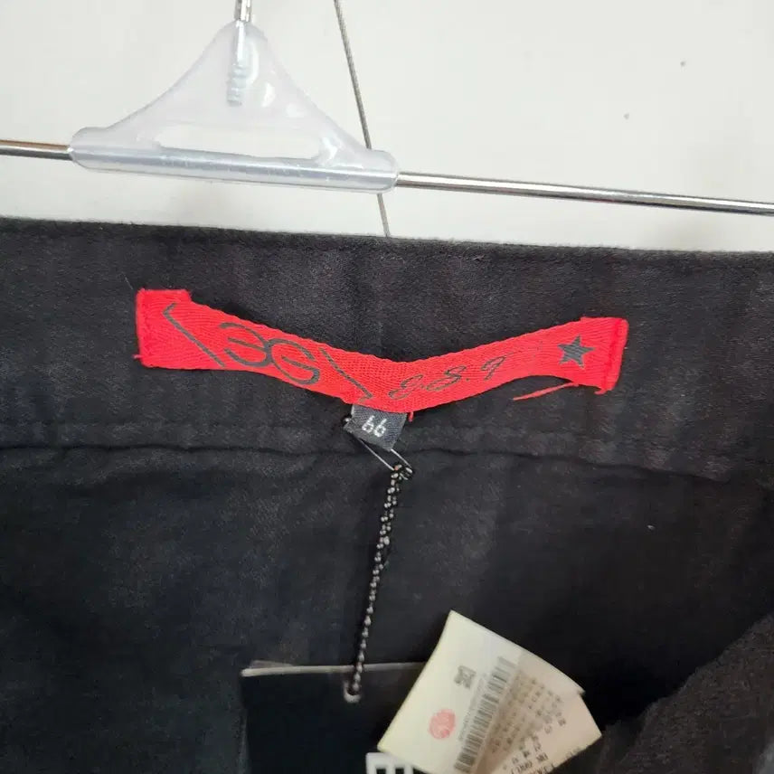 [BUNJANG] Egoist Black Asymmetrical Mini Skirt / 에고이스트 블랙 언발 미니 스커트