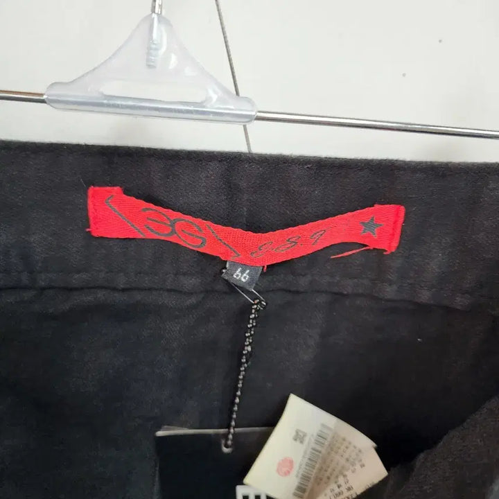 [BUNJANG] Egoist Black Asymmetrical Mini Skirt / 에고이스트 블랙 언발 미니 스커트
