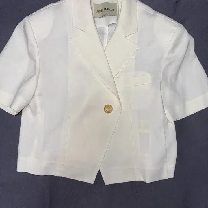[BUNJANG] Avie Muah White Crop Jacket / Avie muah 화이트 크롭 자켓