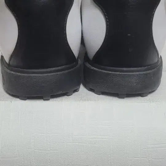 [SOLD OUT] 나이키 골프화 흰/검/갈색280