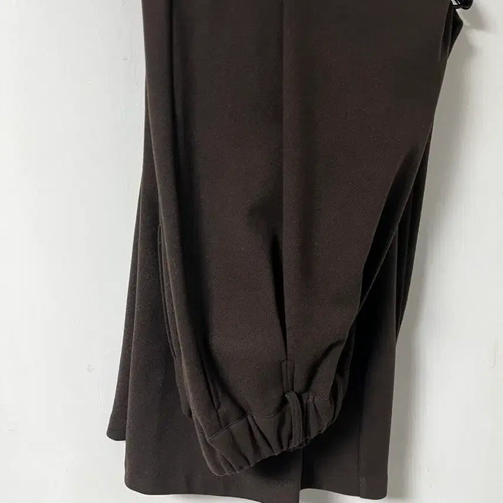 [BUNJANG] At the End Comma Wide Slacks Deep Brown Outfit / 앳더앤드 콤마 와이드 슬랙스 딥브라운 아웃핏 역시즌