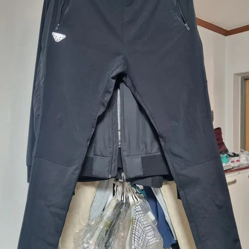 [BUNJANG] Dynafit Black Training Pants (Size 28-30) / (새옷 수준)다이나핏 블랙 트레이닝 바지 28~30사이즈