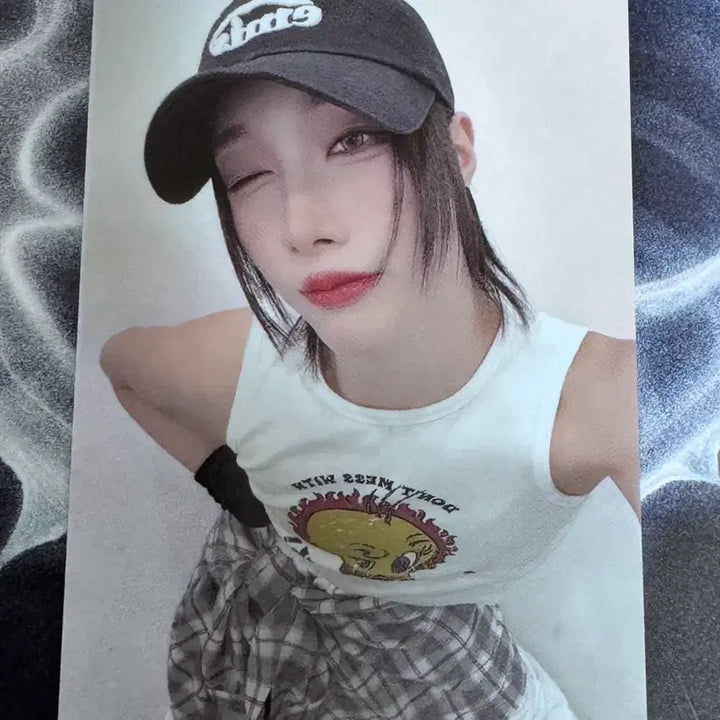 [BUNJANG] XLOV Louis POB Photocard / 엑스러브 (XLOV) 루이 미공포 포카