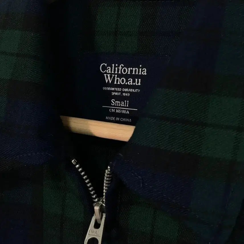 [BUNJANG] Who.A.U Check Pattern Jacket / 후아유 체크패턴 자켓