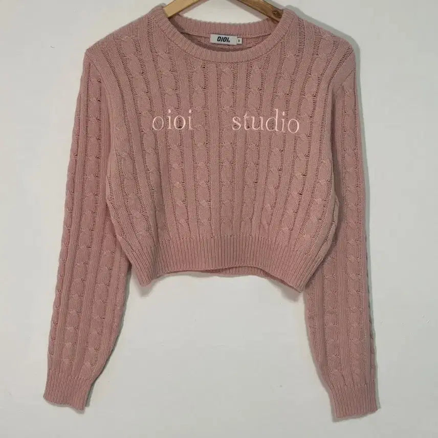 [BUNJANG] OIOI Studio Cable Knit Sweater / OIOI 스튜디오 꽈배기 니트