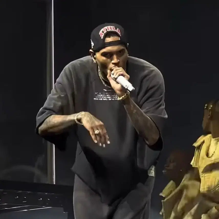 [BUNJANG] Chris Brown Kill The Hype Cleveland Upside Down Snapback Hat / 크리스브라운 KILL THE HYPE 클리블랜드 업사이드다운 스냅백 모자