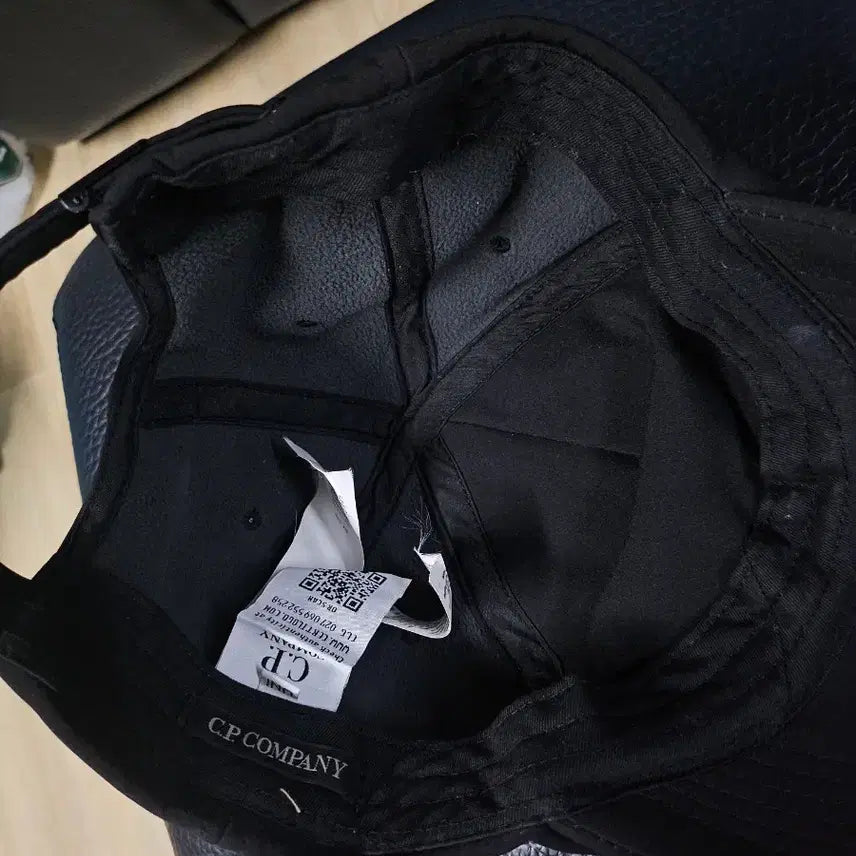 [SOLD OUT] CP컴퍼니 블랙 볼캡 모자 남녀공용 F