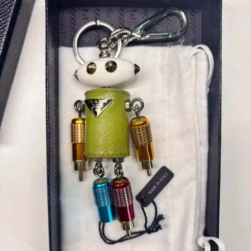 [BUNJANG] Prada Robot Keyring / 프라다 로봇 키링 정품