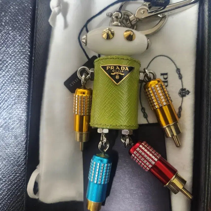 [BUNJANG] Prada Robot Keyring / 프라다 로봇 키링 정품