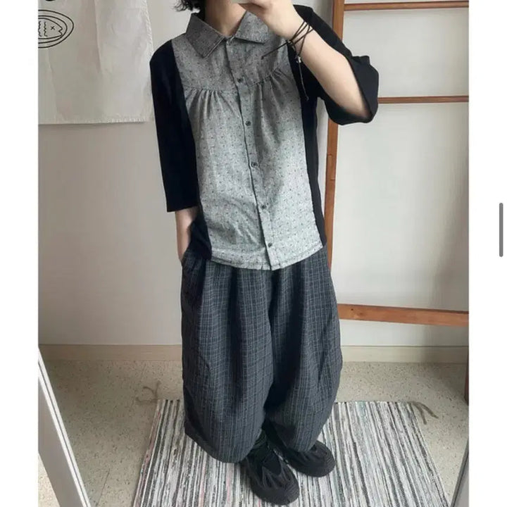 [BUNJANG] Color Block Collared Shirt - Black / 배색 카라티셔츠-블랙