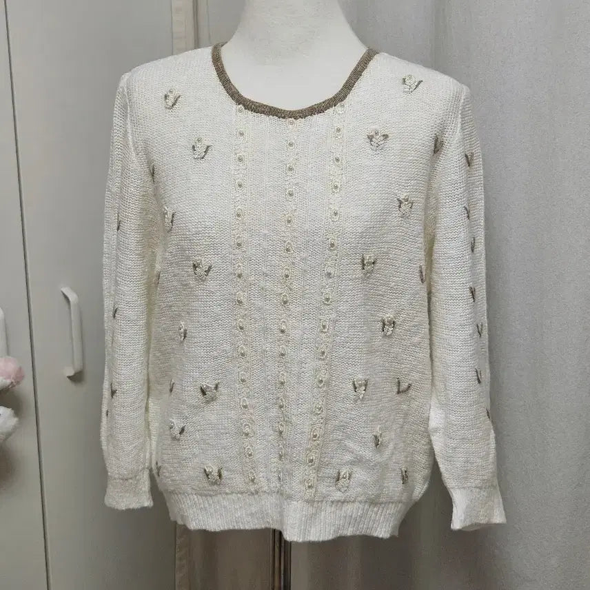 [SOLD OUT] 일본 빈티지 아이보리 플라워 진주 모리 니트