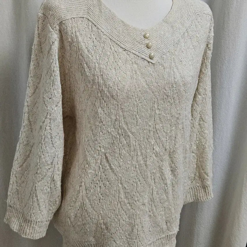 [BUNJANG] Ivory Mori V-Neck Knit Top / 아이보리 모리 단추 레이어드용 브이넥 니트