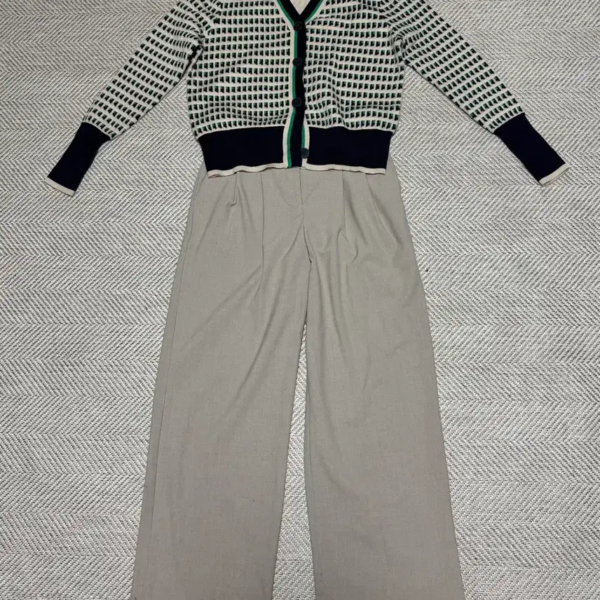 [BUNJANG] The AtG Cardigan &amp; Pants Set / The AtG 가디건+팬츠
