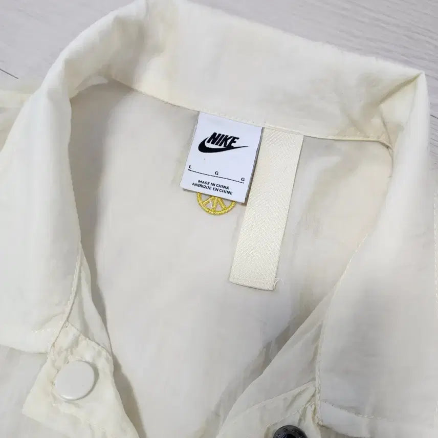 [BUNJANG] Nike Daisy Windbreaker Jacket L / Nike 나이키 데이지 바람막이 점퍼 L