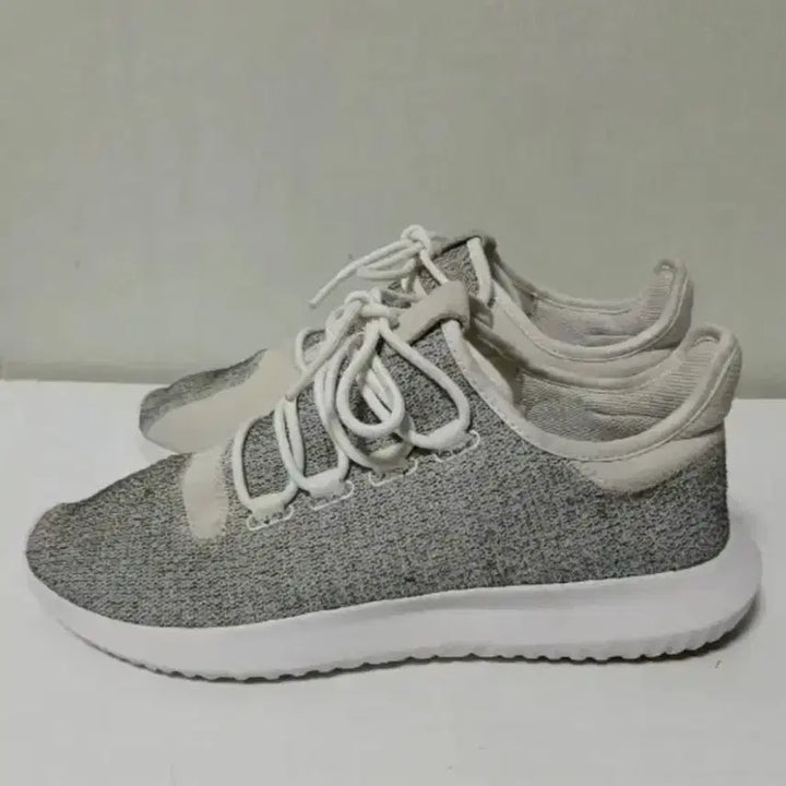 [BUNJANG] Adidas Tubular Shadow Sneakers (270mm) / 아디다스 튜블라 쉐도우 운동화 (270mm)