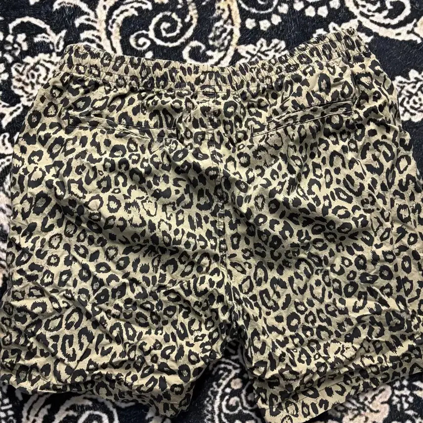 [BUNJANG] Obey Punchdrunk Parties Leopard Shorts / 오베이 / 펀치드렁크파티즈 쇼츠 팬츠