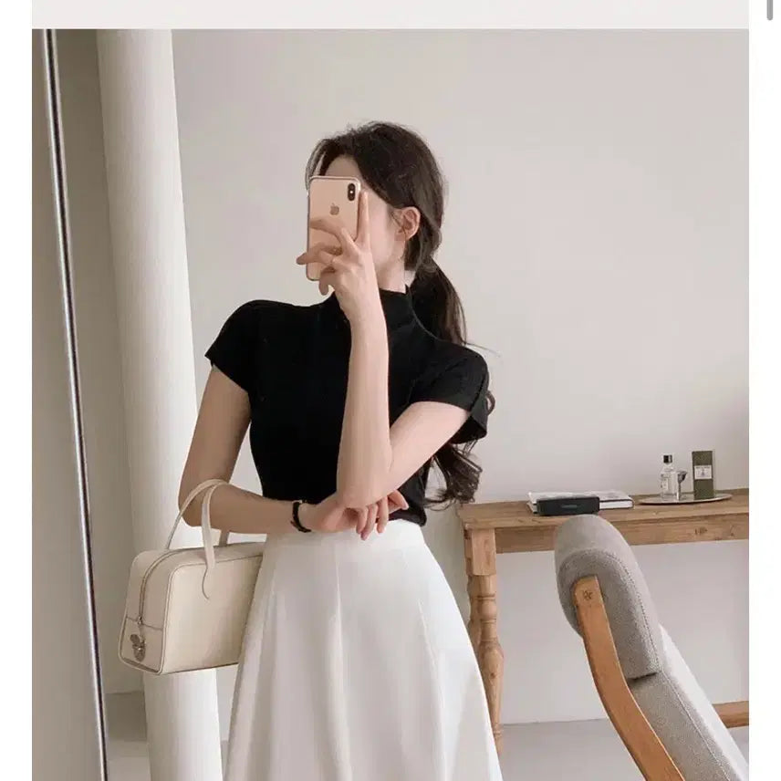 [BUNJANG] Fromwhen Sheer Half-Neck T-Shirt Black / 프롬데이원 쉬즈 여리 하프넥 티 블랙