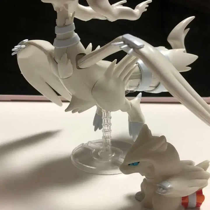 [BUNJANG] Pokemon Reshiram Figure Bundle Set / 포켓몬 레시라무 피규어 손가락인형 프라모델
