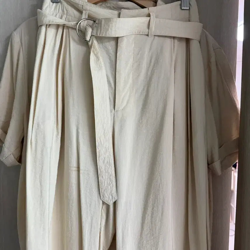 [SOLD OUT] 아비에무아 강민경 셋업  (1/M)