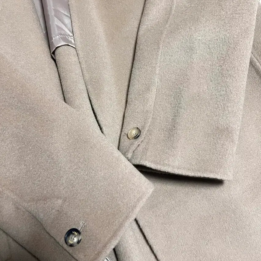 [BUNJANG] Idee Wool 90% No-Collar Half Coat Beige Handmade Jacket / 제평 이데 idee 울90% 노카라 하프코트 베이지핸드메이드오픈숏반울자켓