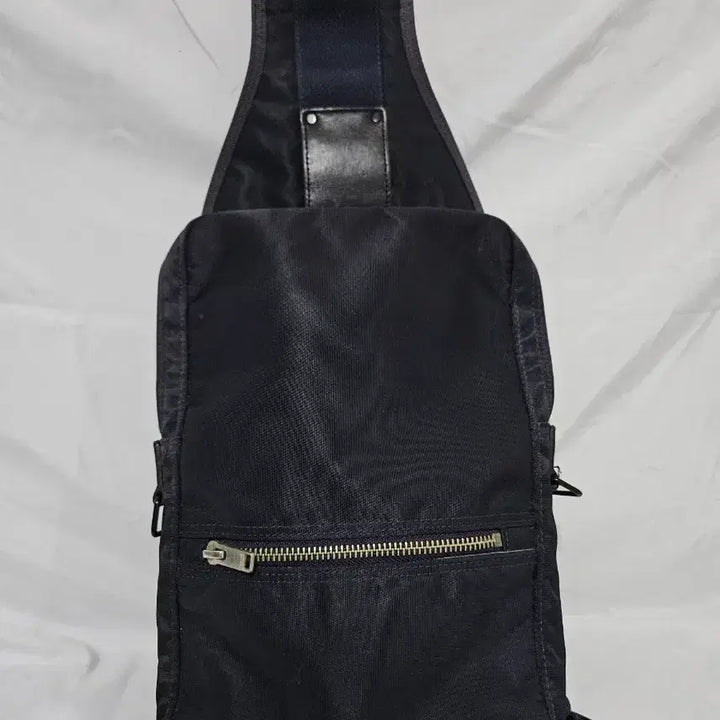 [BUNJANG] Porter Lift Sling Bag Dark Blue / 요시다 포터 스펙  리프트  슬링백 웨이스트백 다크블루