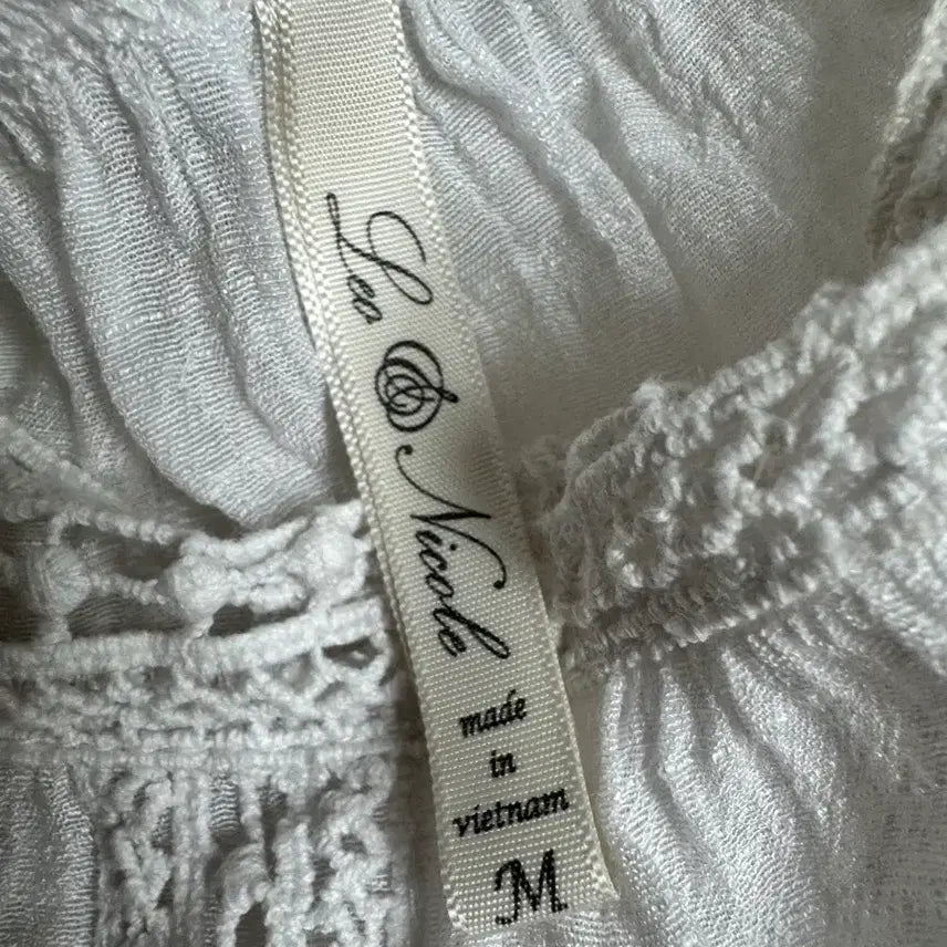 [BUNJANG] White Lace Blouse Shirt / 화이트 레이스 블라우스 셔츠