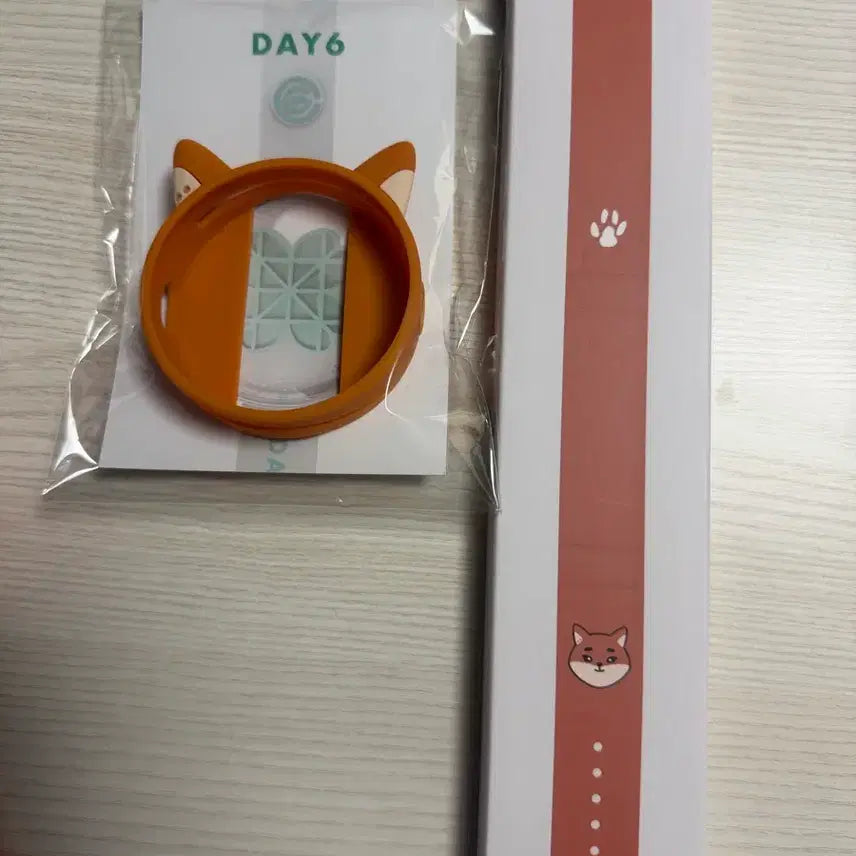 [SOLD OUT] 마데워치 데니멀즈 케, 스트랩+커버, 단순개봉