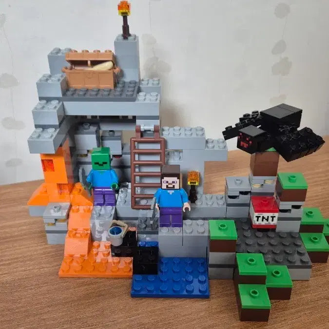 [BUNJANG] LEGO Minecraft 21113 The Cave / 레고마인크래프트 21113 동굴