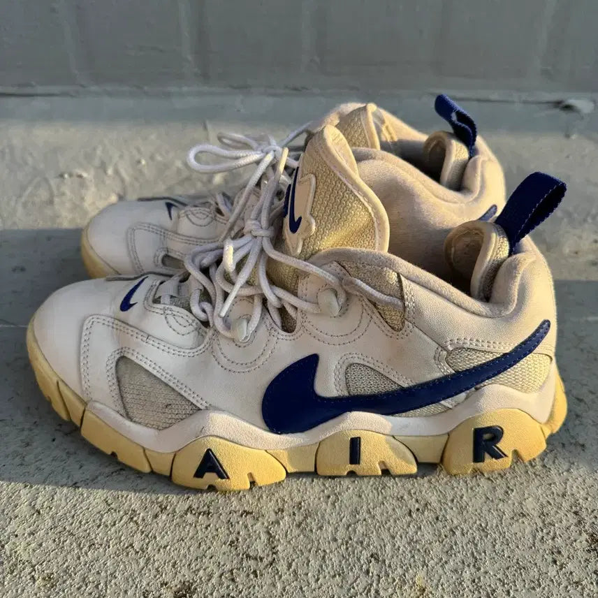 [BUNJANG] Nike Air Barrage 260 Old School Sneakers / 나이키 에어 버라지 260 올드스쿨