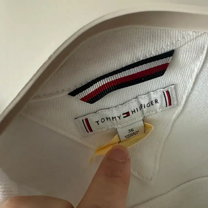 [BUNJANG] Tommy Hilfiger White Denim Jacket Size 36 (S) / 타미힐피거 화이트데님 자켓 36사이즈(S)