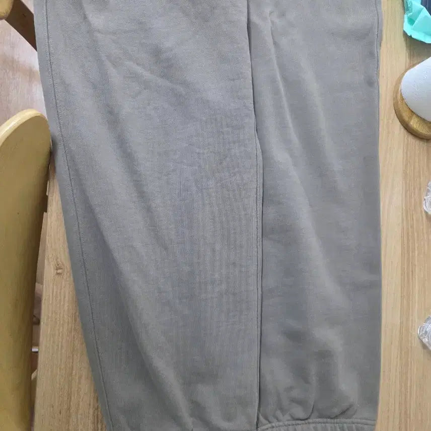 [BUNJANG] MOIF Olive Baggy Sweat Pants / 모이프 MOIF  배기 스웨트 팬츠 올리브