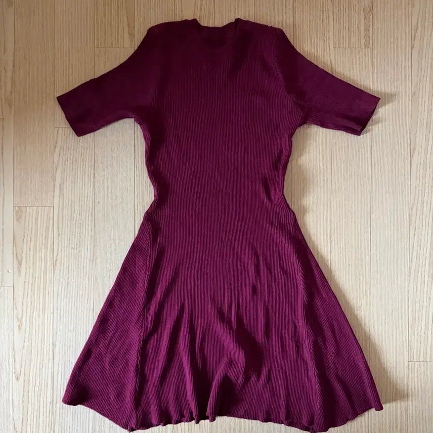[BUNJANG] Burgundy Ribbed Knit Dress / 버건디 골지니트 원피스 새상품