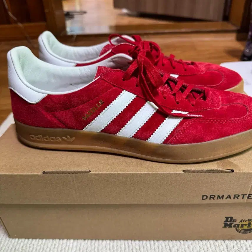 [BUNJANG] Adidas Gazelle Indoor Scarlet Sneakers / (280) 아디다스 가젤 인도어 스칼렛