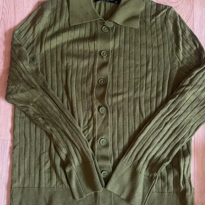 [BUNJANG] Tahari Olive Green Cardigan / 타하리 가디건
