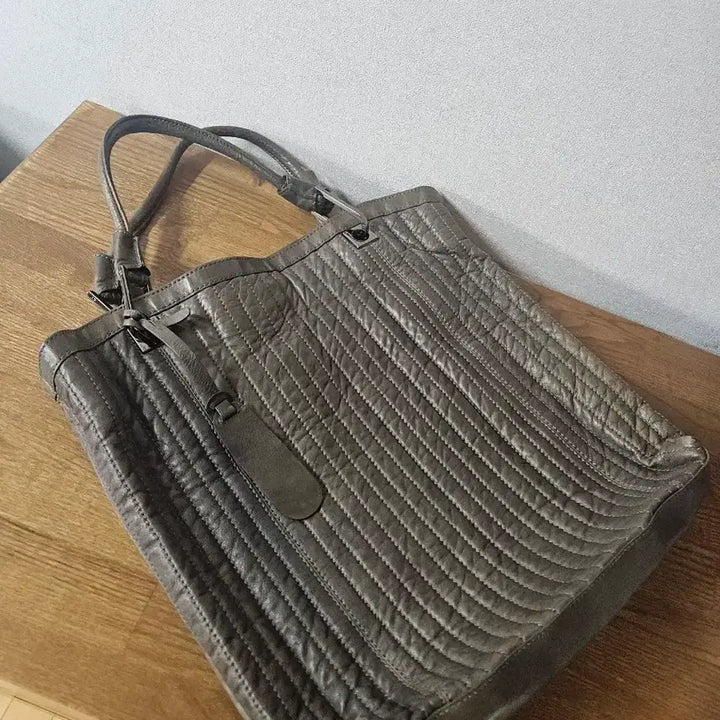 [BUNJANG] Real Leather Quilted Tote Bag / 리얼레더 가방