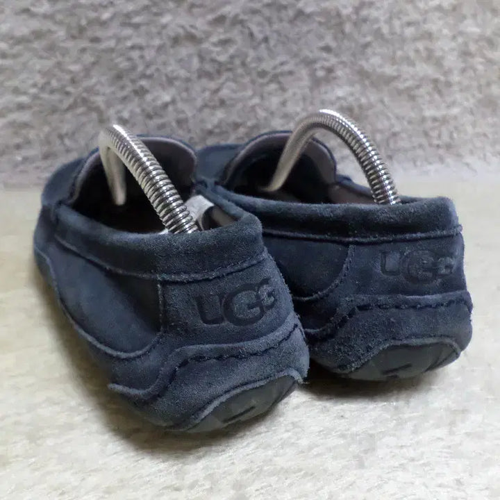 [BUNJANG] Dakota Navy Sneakers / 후루룩구제 260 어그 다코타 네이비 스니커즈 구두 중고 신발