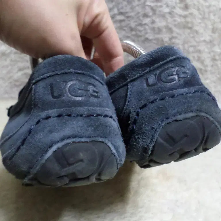 [BUNJANG] Dakota Navy Sneakers / 후루룩구제 260 어그 다코타 네이비 스니커즈 구두 중고 신발
