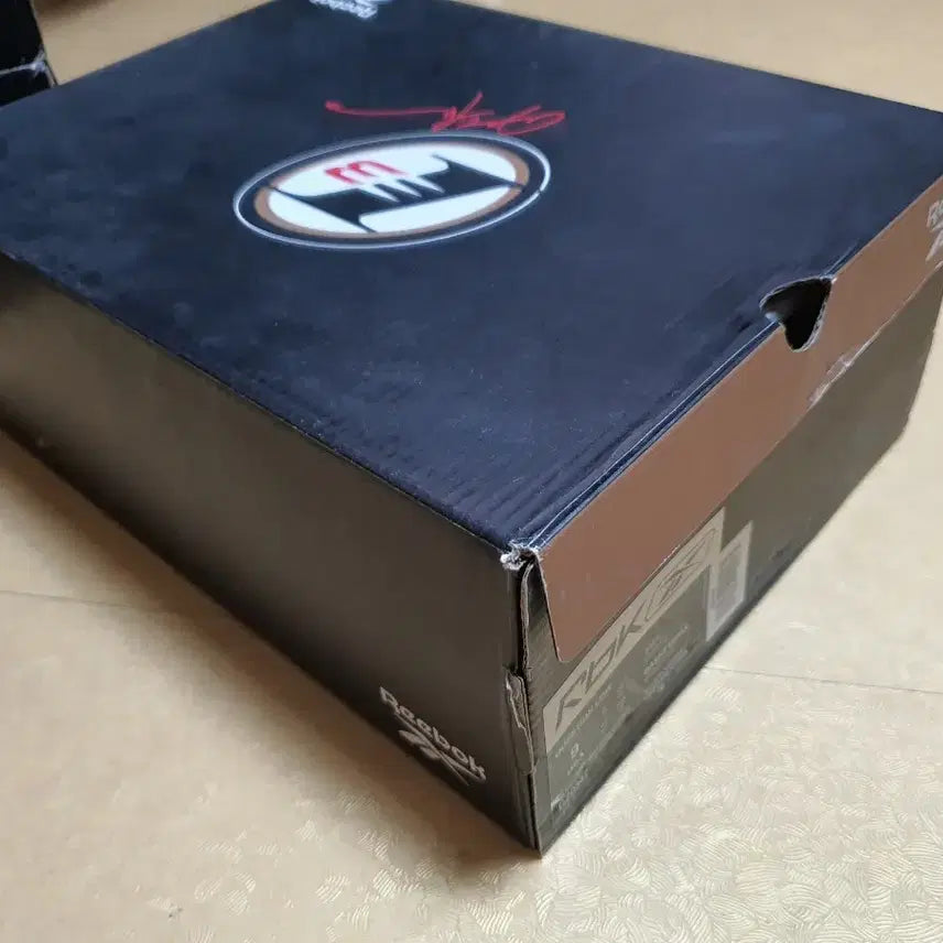 [BUNJANG] Reebok Question Mid GZ0367 Basketball Shoes (Size 270) / 농구화(270)리복 퀘스천 미드 GZ0367
