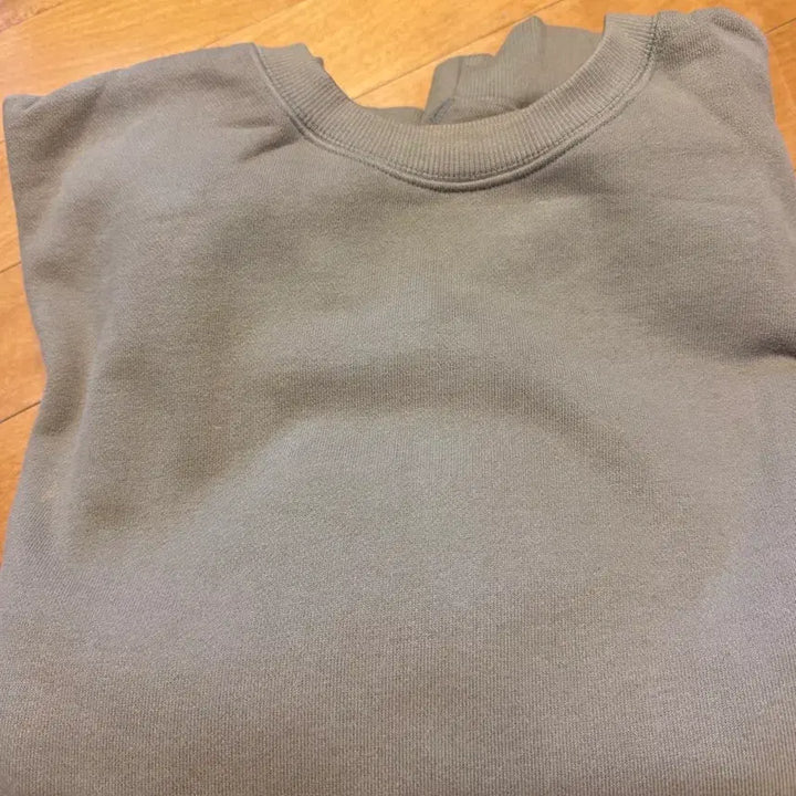 [BUNJANG] Kakish First Edition Brown Sweatshirt / 카키스 초판 맨투맨 3