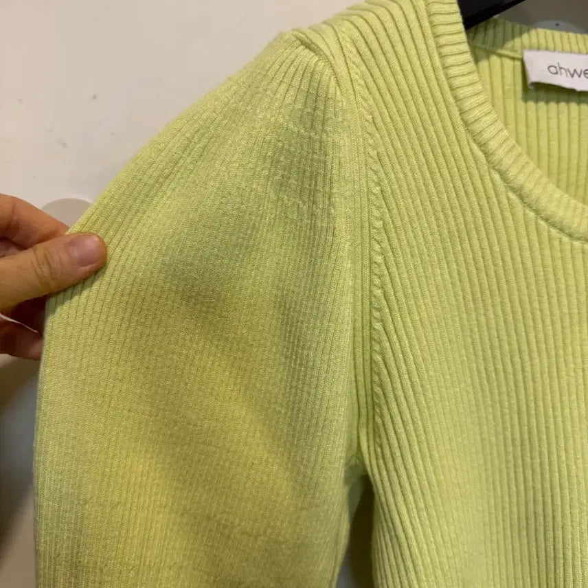 [BUNJANG] Ahwe Volume Knit Top / ahwe 아위 볼륨 니트