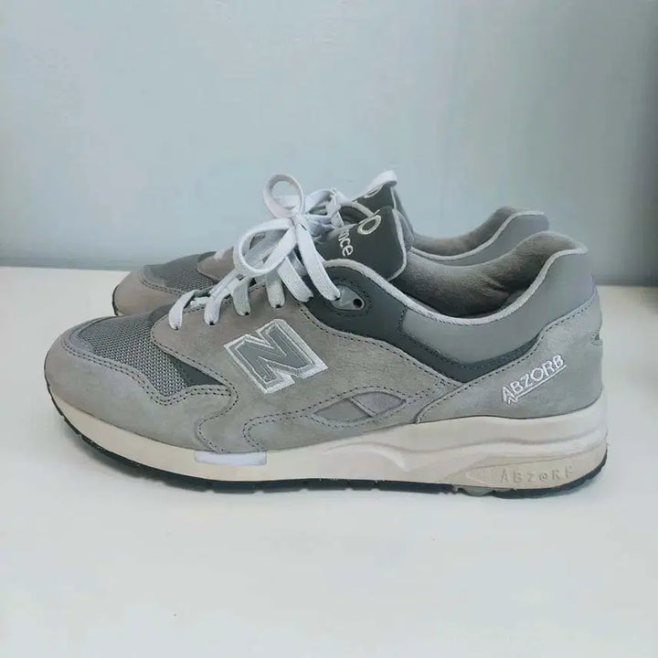 [SOLD OUT] 뉴발란스 1600그레이/265/270/구제24시/일