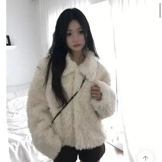 [BUNJANG] Loewe Bosong Faux Fur Collar Jacket / 로에브 보송 퍼카라 뽀글이 ( 새거,배송비포함 )