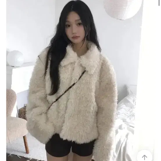 [BUNJANG] Loewe Bosong Faux Fur Collar Jacket / 로에브 보송 퍼카라 뽀글이 ( 새거,배송비포함 )