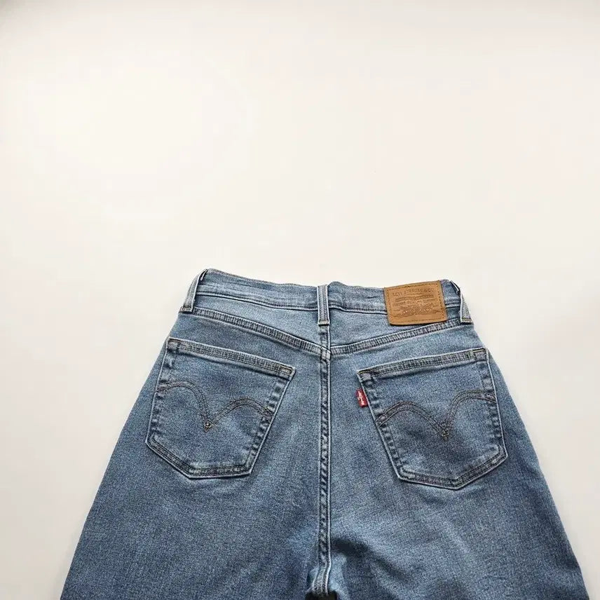 [SOLD OUT] 리바이스 청바지 스판 테이퍼드 데님 사이즈26 R4741