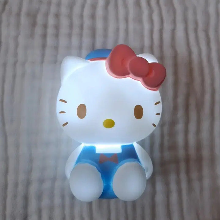 [BUNJANG] Hello Kitty Light Gacha / 헬로키티 라이트 가챠