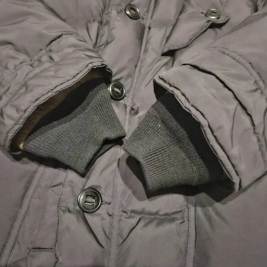 [SOLD OUT] 이스트로그 Raf 블랙 L