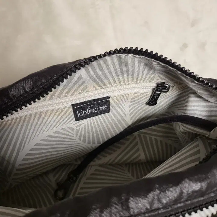 [BUNJANG] Kipling Crossbody Bag / 키플링 가방 크로스백