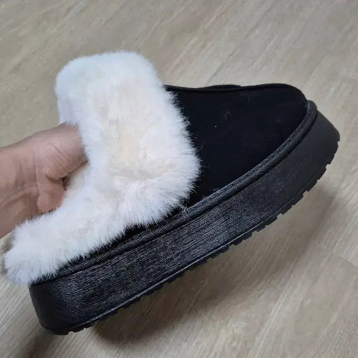 [BUNJANG] Black Platform Fur Lined Winter Slippers (235) / [새상품] 블랙 통굽 키높이 어그 슬리퍼(235)
