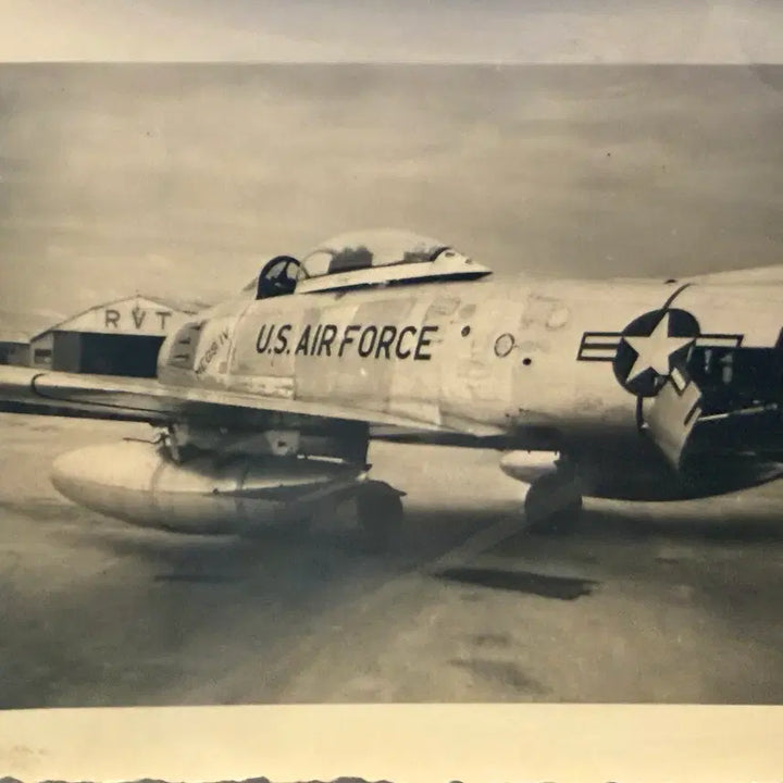 [BUNJANG] USAF F-86 Sabre Vintage Photograph (1952) / 1952년 - 6.25 한국 전쟁의 수호자 -  미국 공군 F86 세이버
