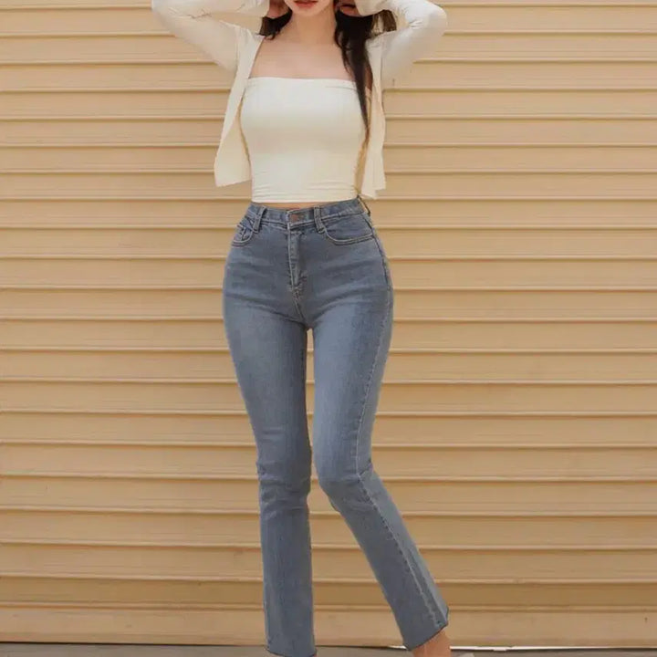 [BUNJANG] Kinda Me Straight Leg Jeans / 카인다미 골반볼륨업 연그레이 일자진 골반뽕 청바지 S